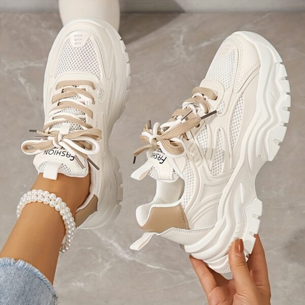 Newness Womens Casual Sneakers Effortless Chic in Lightweight Versatile Design