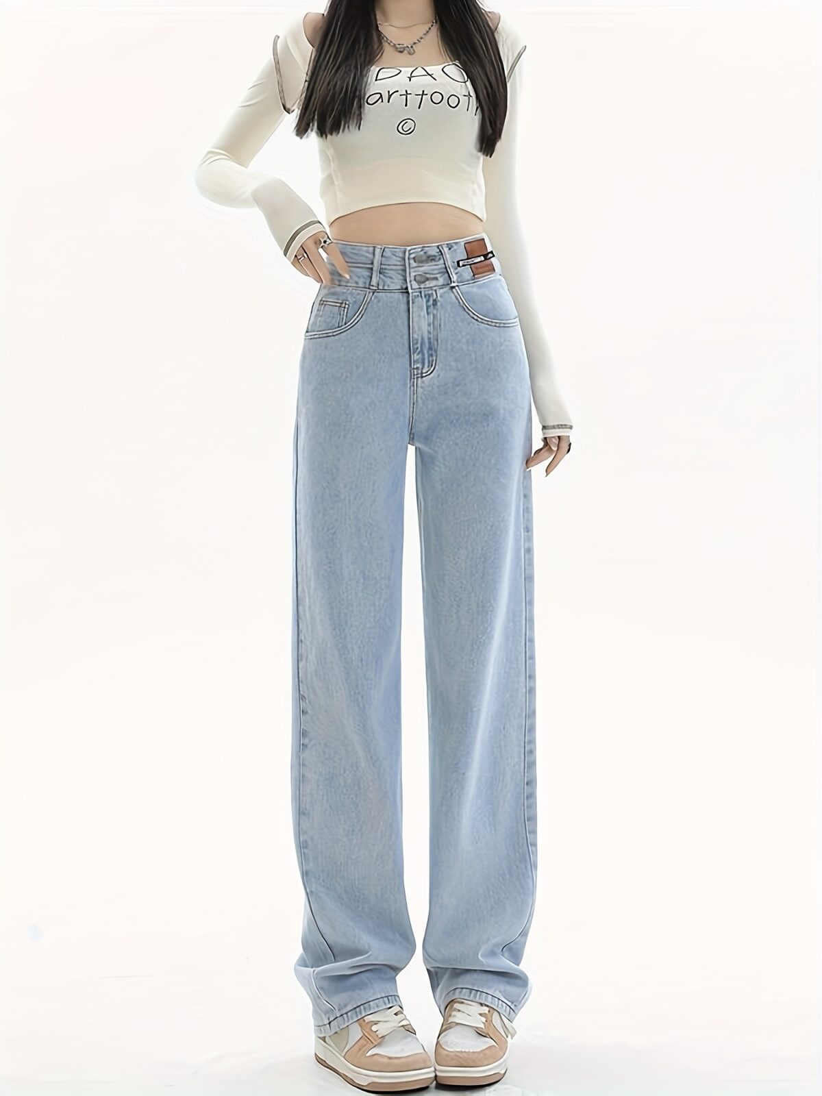 Newness Dubai Nights High Waist Straight Jeans Premium denim jeans in a chic modern straight leg style featuring a flattering high waist
