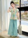 Effortlessly chic Newness Summer Breeze Floral Print Set A two piece outfit perfect for sunny days featuring a breezy floral print