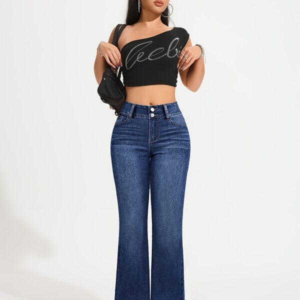 Newness Sculpt  Shine Stretch Skinny Jeans Flattering fit all day comfort Showcasing the jeans on a model