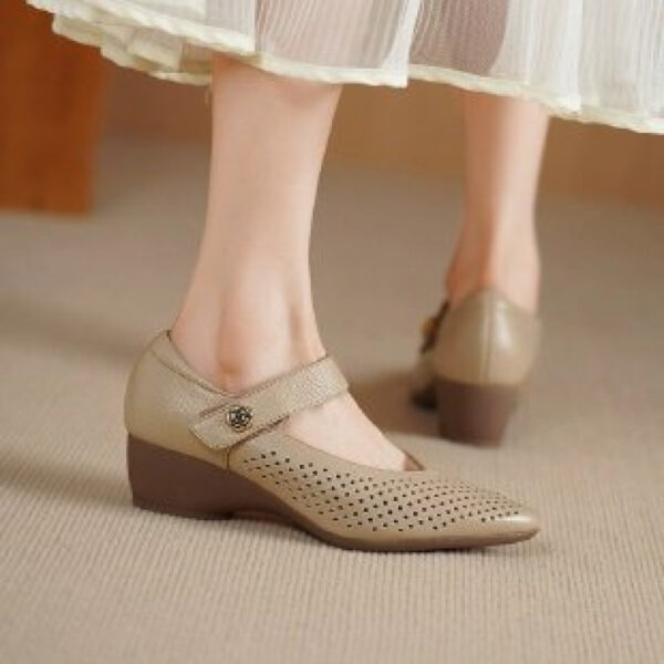 Newness Audrey Pointed Mary Jane Flats in blush pink, showcasing the pointed toe and Mary Jane strap. Comfortable and sophisticated flats crafted from breathable PU leather.
