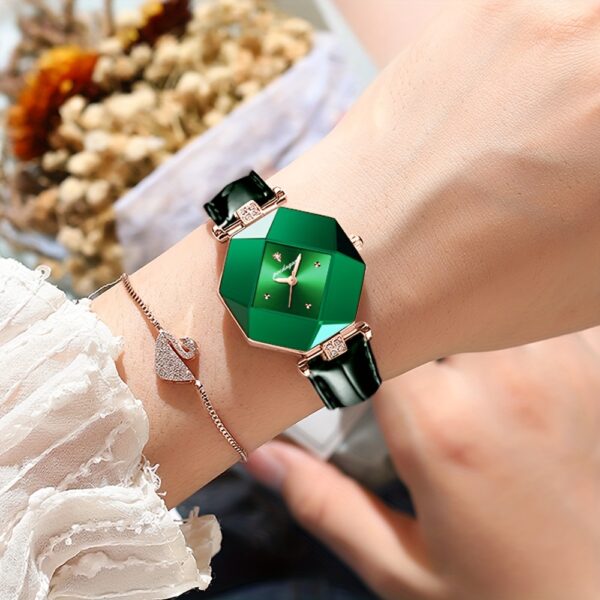 POEDAGAR Women's Elegant Quartz Watch, Vintage Style, Green Dial with Rose Golden Accents, PU Leather Strap