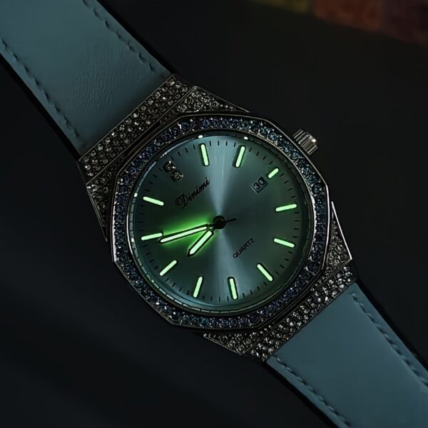 Newness Celestial Quartz Fashion Watch: A sophisticated timepiece showcasing a blend of modern design and timeless elegance.