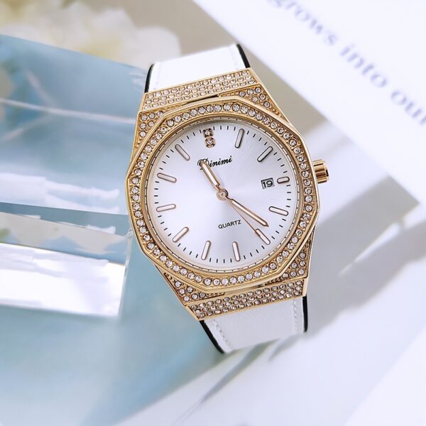 Newness Celestial Quartz Fashion Watch: A sophisticated timepiece showcasing a blend of modern design and timeless elegance.